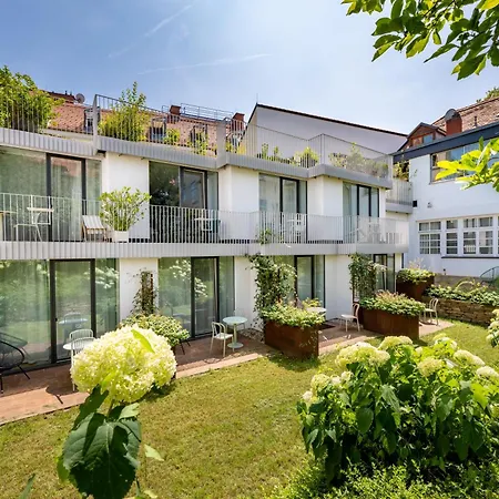 מלון דירות Happy 3*