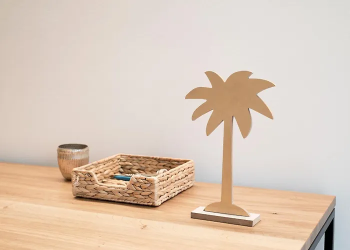 מלון דירות Happy 3*