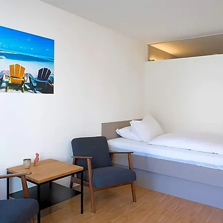 Happy Aparthotel 3*
